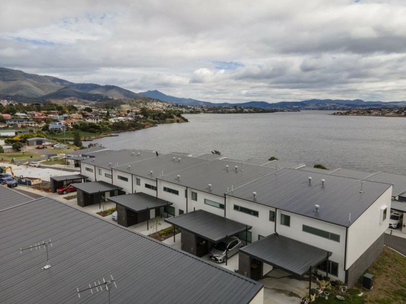 45/1b Bournville Crescent, Claremont TAS 7011