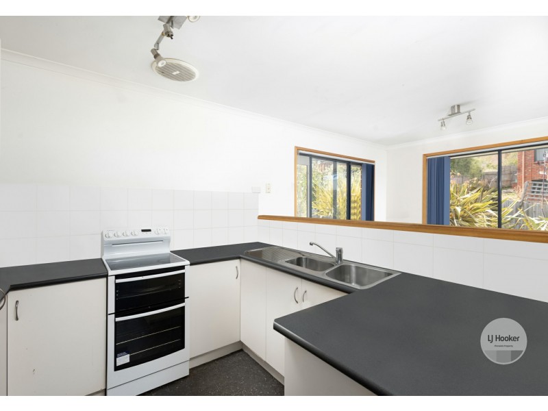 4 Treetops Court, Claremont TAS 7011