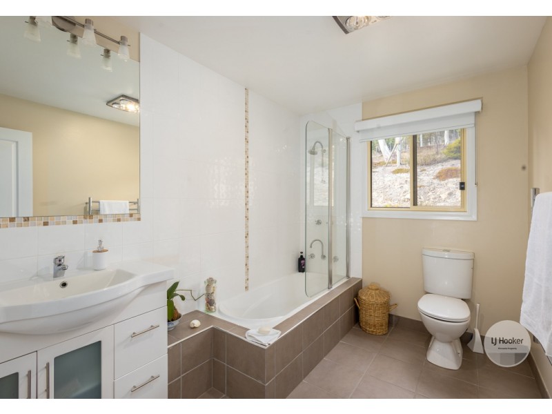 55 Poulters Road, New Norfolk TAS 7140