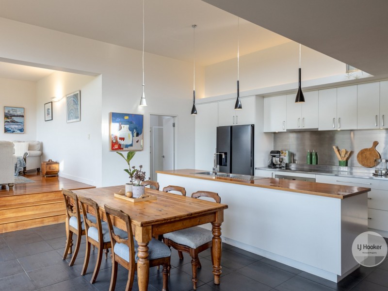 12 Forest Road, West Hobart TAS 7000