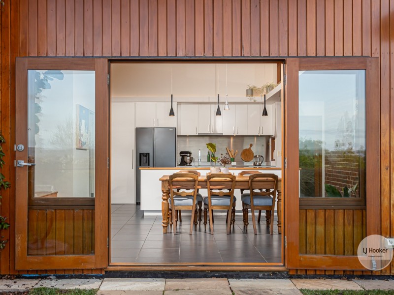 12 Forest Road, West Hobart TAS 7000