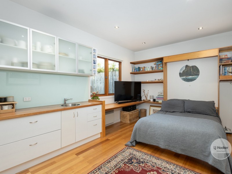 12 Forest Road, West Hobart TAS 7000
