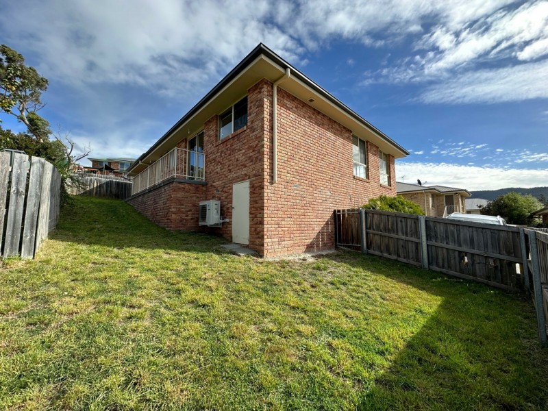 16/3 Russell Road, Claremont TAS 7011