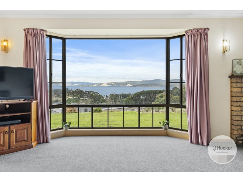 39 Gumpits Road, Birchs Bay TAS 7162