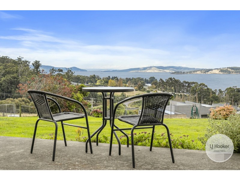 39 Gumpits Road, Birchs Bay TAS 7162