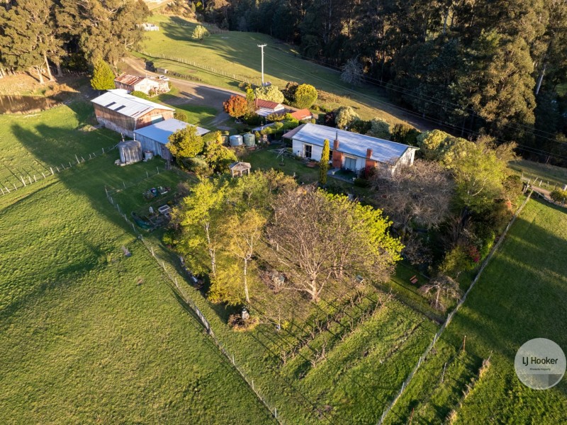 25 Banksia Rd, Mountain River TAS 7109