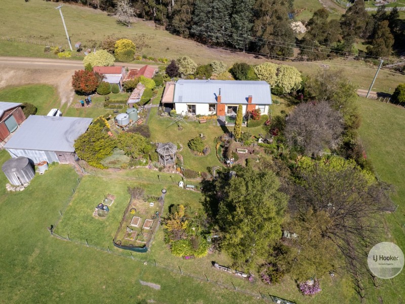 25 Banksia Rd, Mountain River TAS 7109