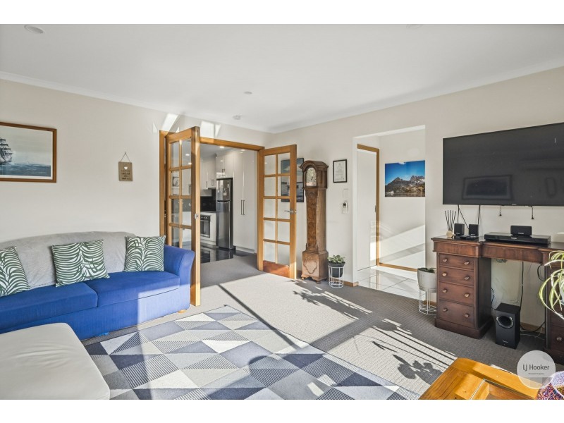 1/18 Blackstone Drive, Old Beach TAS 7017