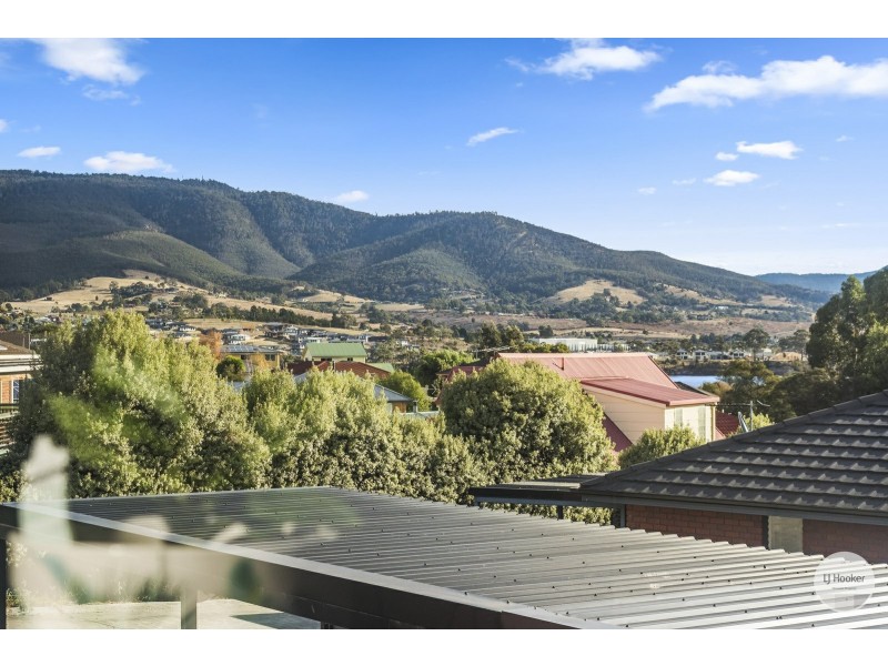 1/18 Blackstone Drive, Old Beach TAS 7017