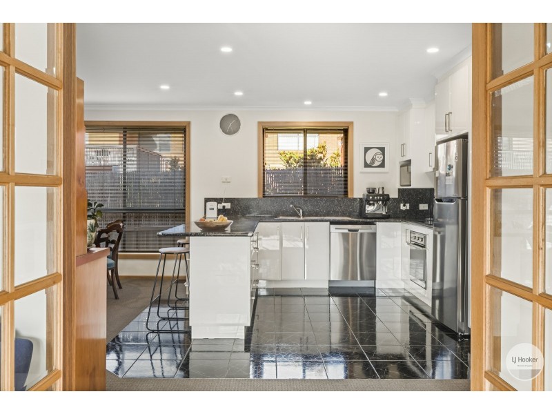 1/18 Blackstone Drive, Old Beach TAS 7017