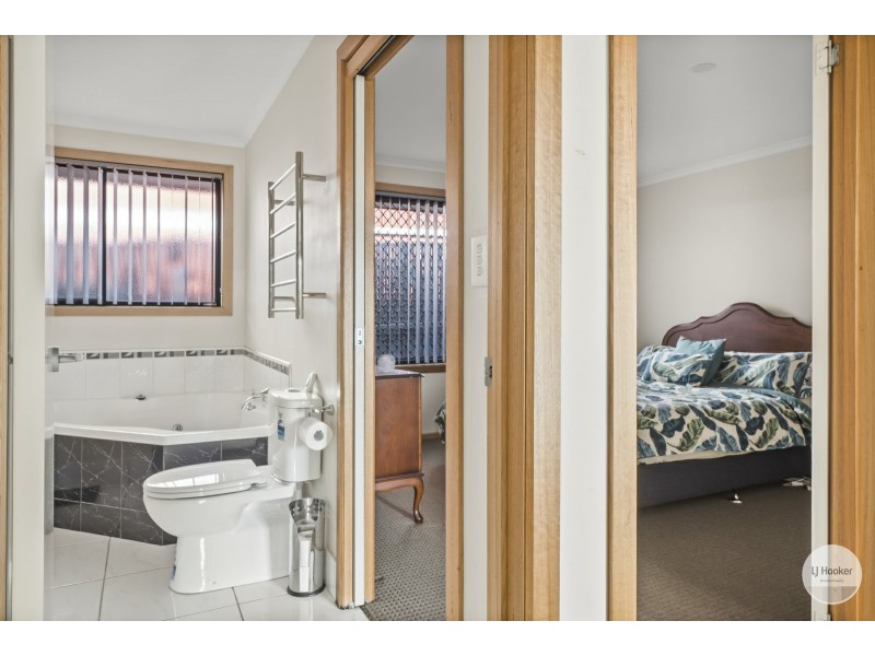 1/18 Blackstone Drive, Old Beach TAS 7017