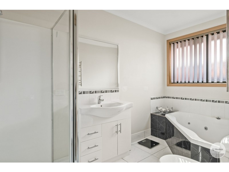 1/18 Blackstone Drive, Old Beach TAS 7017