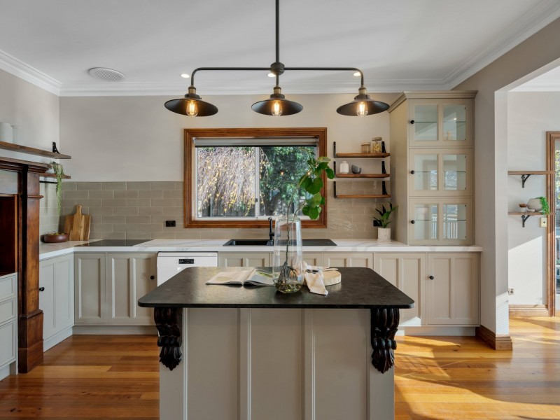 51 Buckingham Drive, Howrah TAS 7018