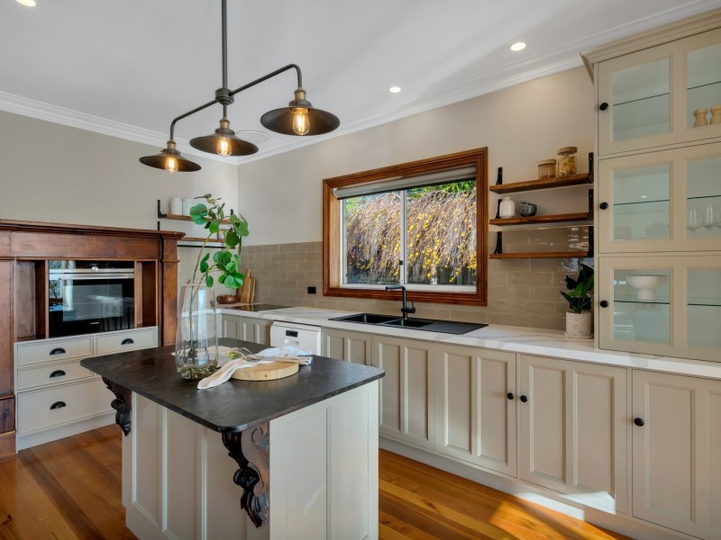 51 Buckingham Drive, Howrah TAS 7018