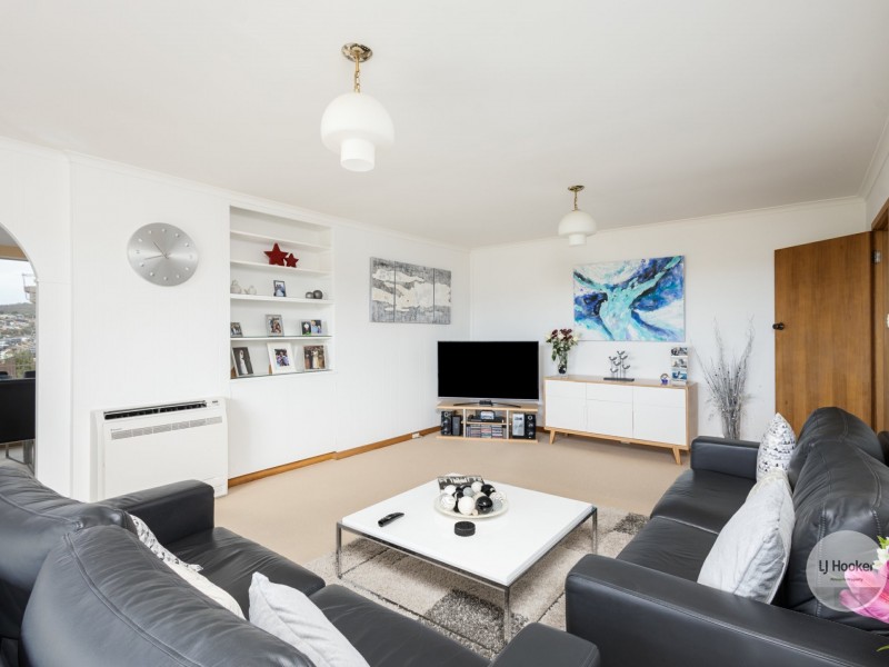 41 Stratton Avenue, Lenah Valley TAS 7008