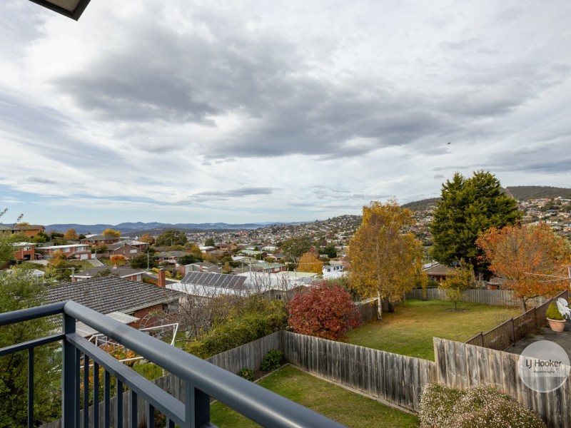 41 Stratton Avenue, Lenah Valley TAS 7008