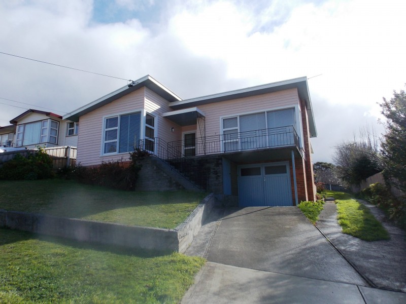 5 Walch Avenue, Moonah TAS 7009