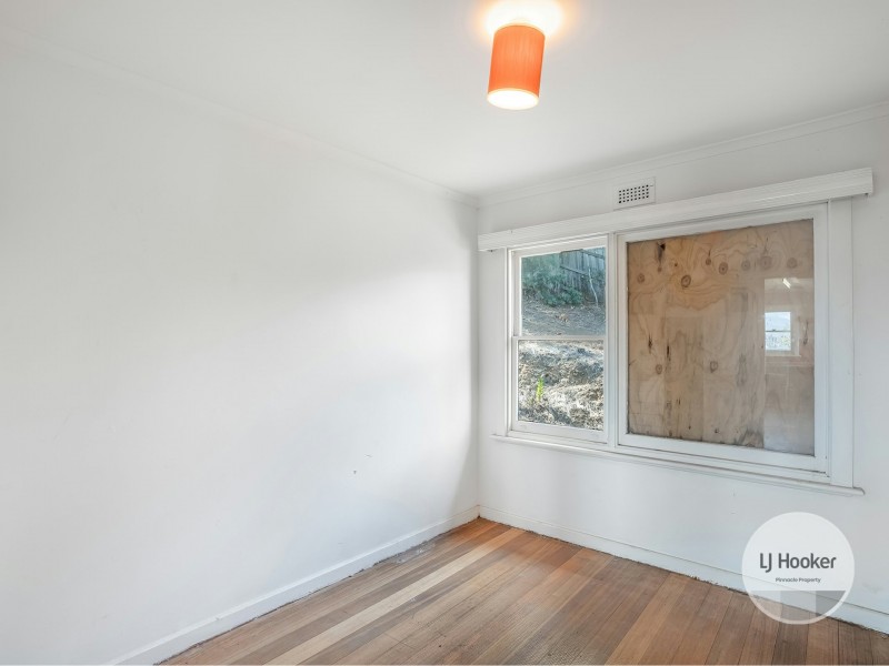97 Gordons Hill Road, Lindisfarne TAS 7015
