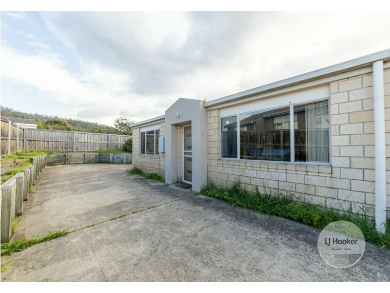 2/29 Fontain Circle, Rokeby TAS 7019