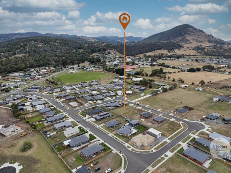 6 Chevalier Street, Campania TAS 7026