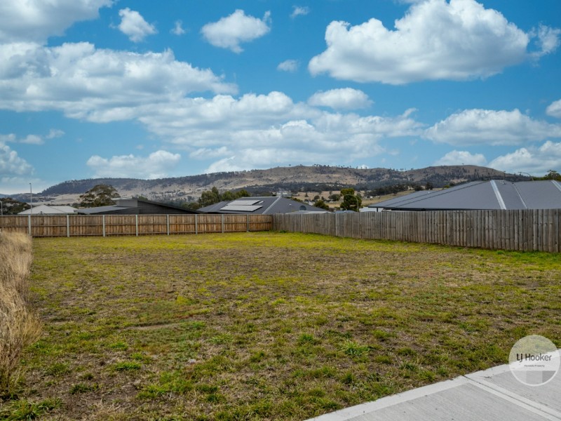 6 Chevalier Street, Campania TAS 7026