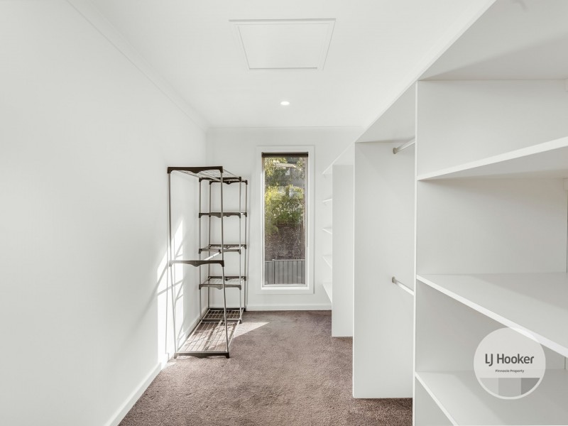 24 Flagstaff Gully Road, Lindisfarne TAS 7015