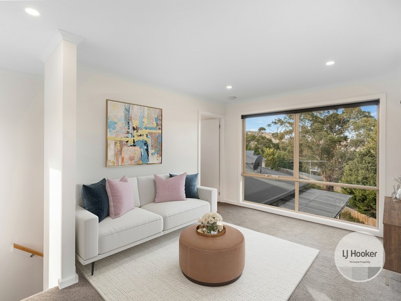 24 Flagstaff Gully Road, Lindisfarne TAS 7015