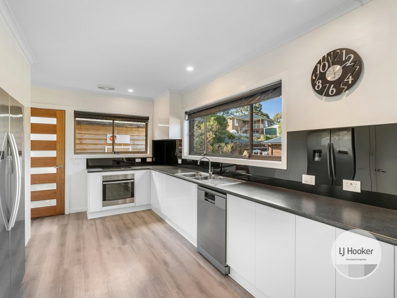 24 Flagstaff Gully Road, Lindisfarne TAS 7015