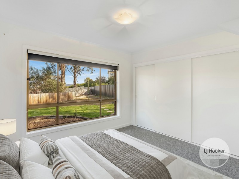 24 Flagstaff Gully Road, Lindisfarne TAS 7015