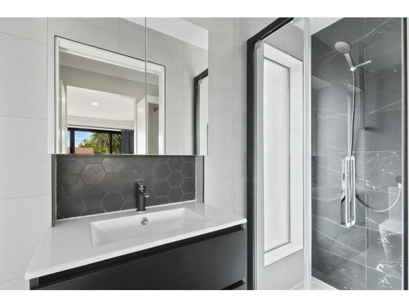 5 Charles Eaton Court, Huntingfield TAS 7055