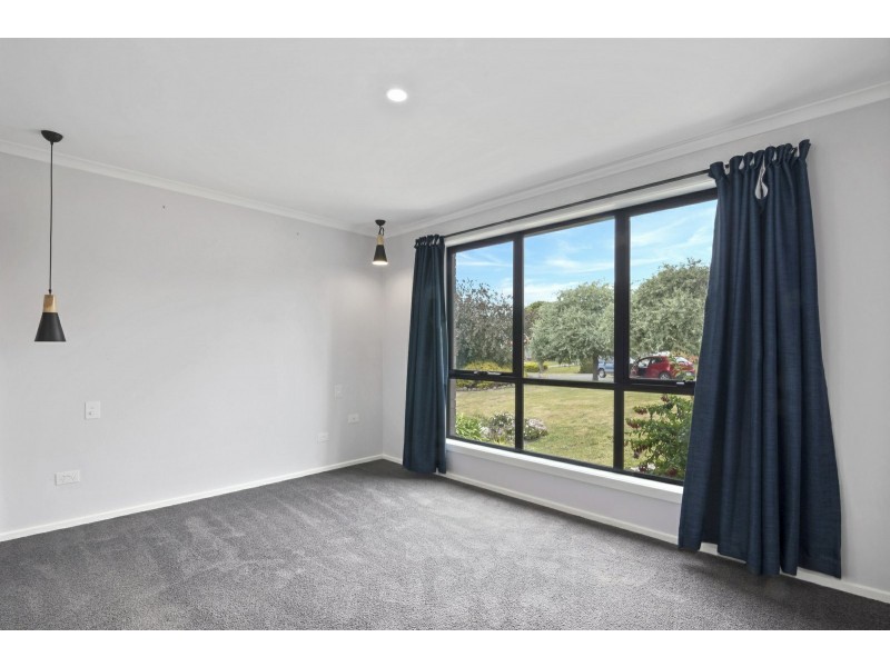 5 Charles Eaton Court, Huntingfield TAS 7055