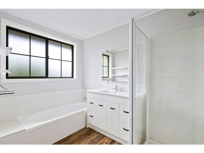 5 Charles Eaton Court, Huntingfield TAS 7055