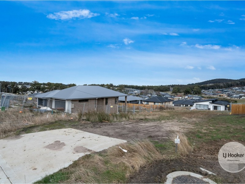 34 O’Connor Drive, Kingston TAS 7050