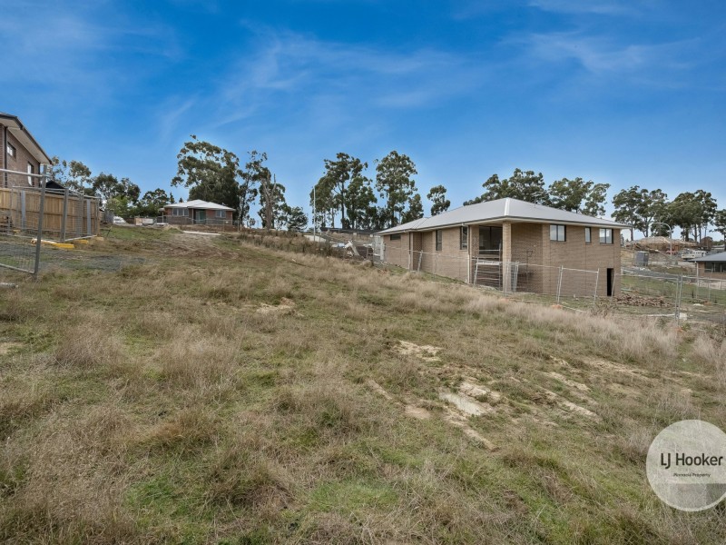 34 O’Connor Drive, Kingston TAS 7050