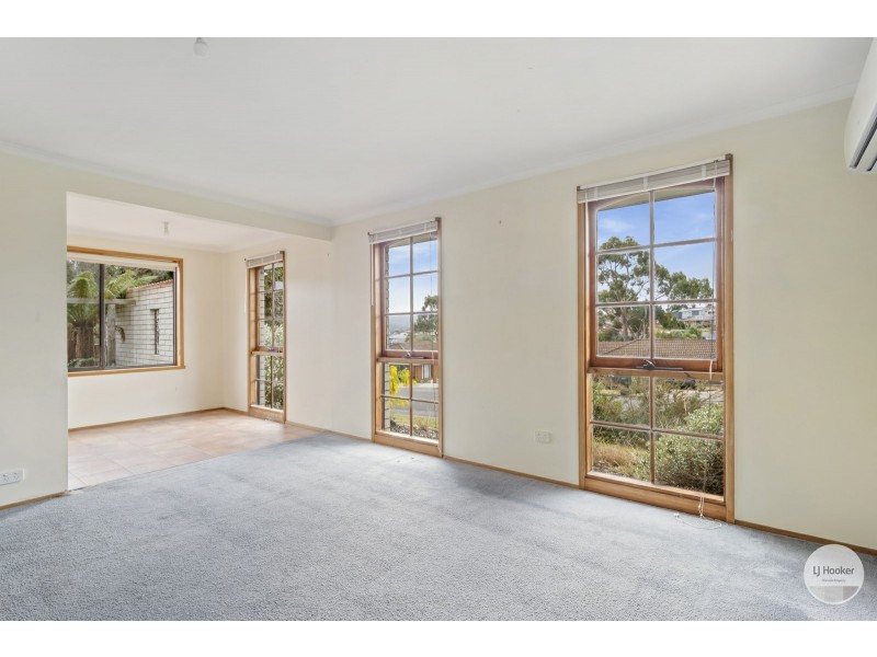 9 Willow Avenue, Kingston TAS 7050