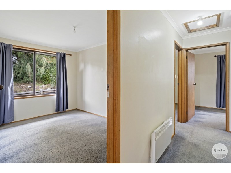 9 Willow Avenue, Kingston TAS 7050