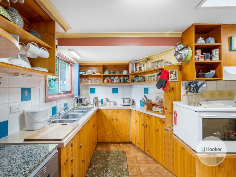 14 Oldham Avenue, New Town TAS 7008