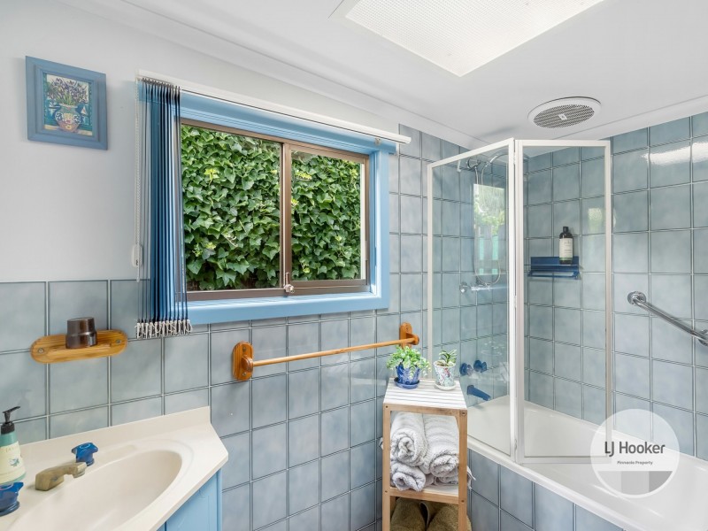 14 Oldham Avenue, New Town TAS 7008