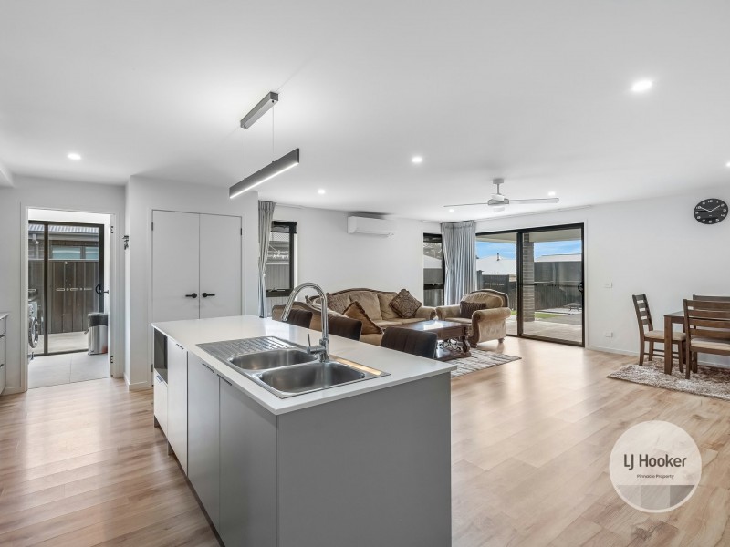 5 Fermoy Crescent, Howrah TAS 7018