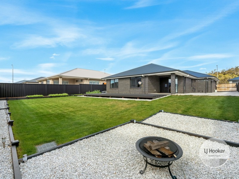 5 Fermoy Crescent, Howrah TAS 7018