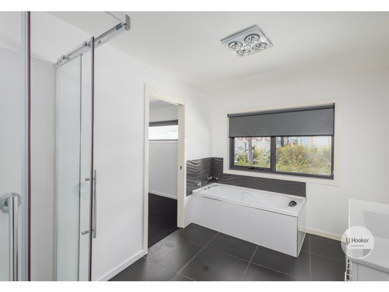 2/46 Riverway Road, Montrose TAS 7010
