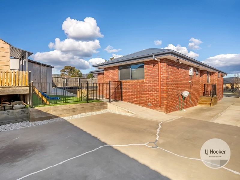 2 Barrob Street, Old Beach TAS 7017