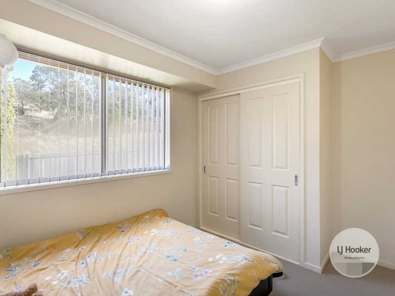 2/181 Branscombe Road, Claremont TAS 7011