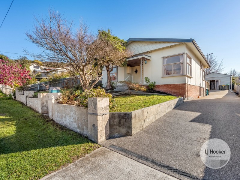 10 Seaview Ave, Taroona TAS 7053
