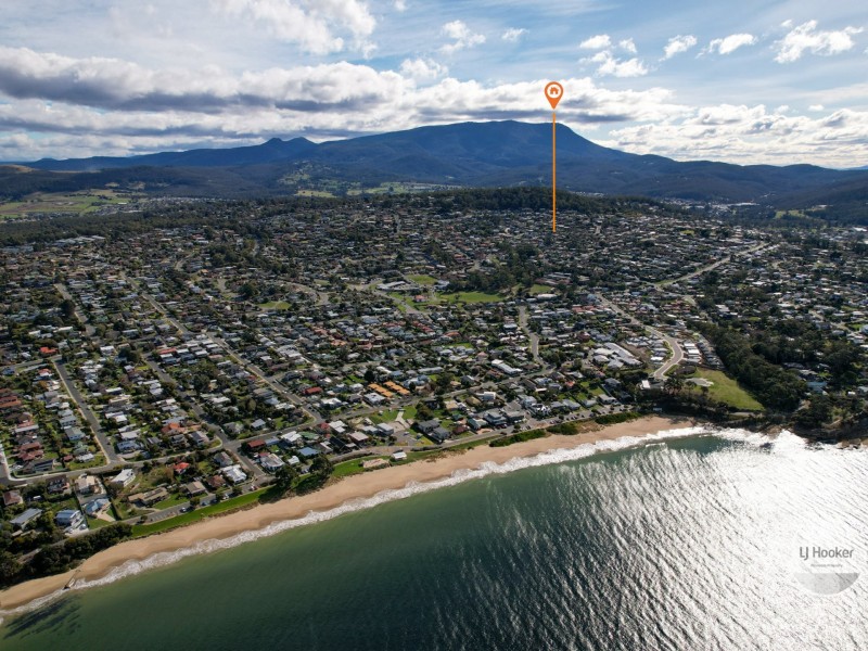 12 Stirling Ave, Blackmans Bay TAS 7052