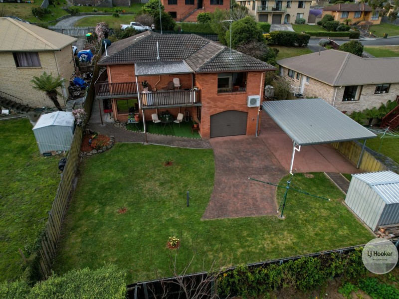 12 Stirling Ave, Blackmans Bay TAS 7052