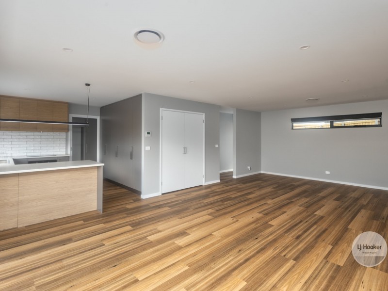 2/46 Riviera Drive, Old Beach TAS 7017