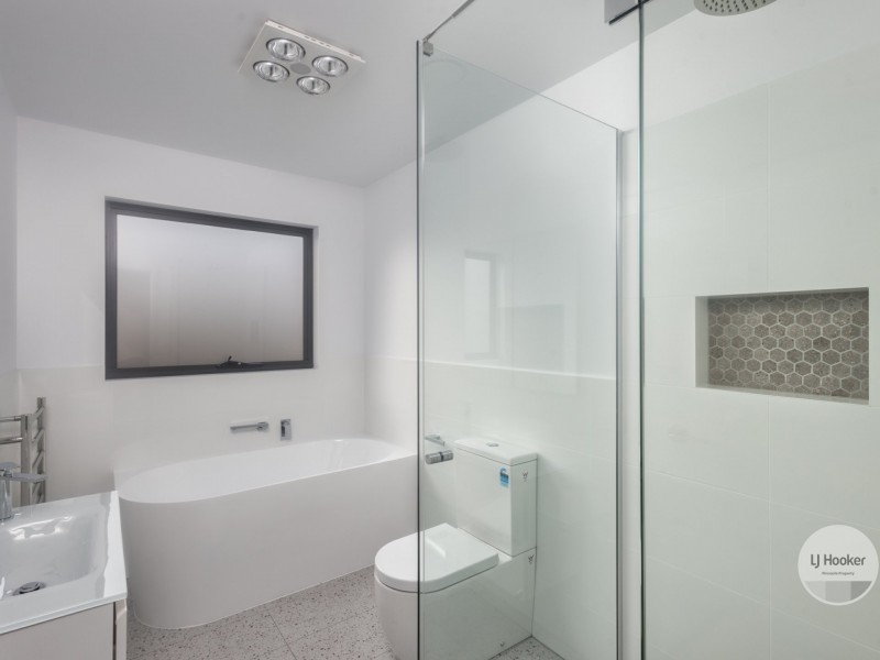 2/46 Riviera Drive, Old Beach TAS 7017