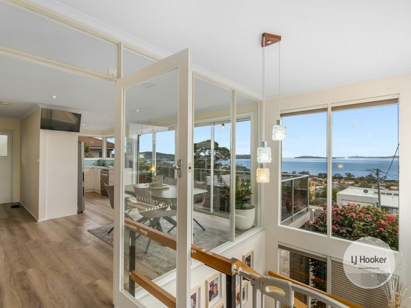 71 Maluka Terrace, Bellerive TAS 7018