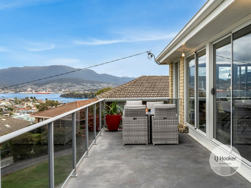 71 Maluka Terrace, Bellerive TAS 7018